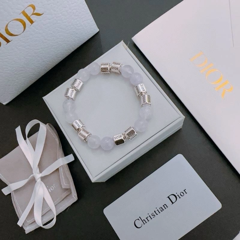 WrinkleFree Christian Dior Bracelets 235369