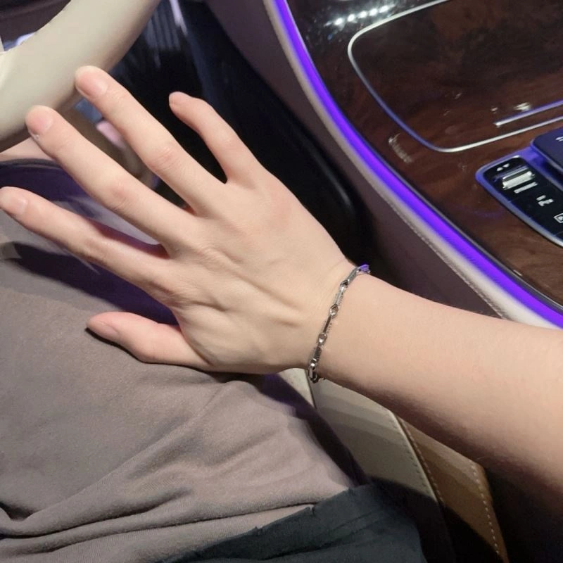 Christian Dior Bracelets Sophisticated 235373