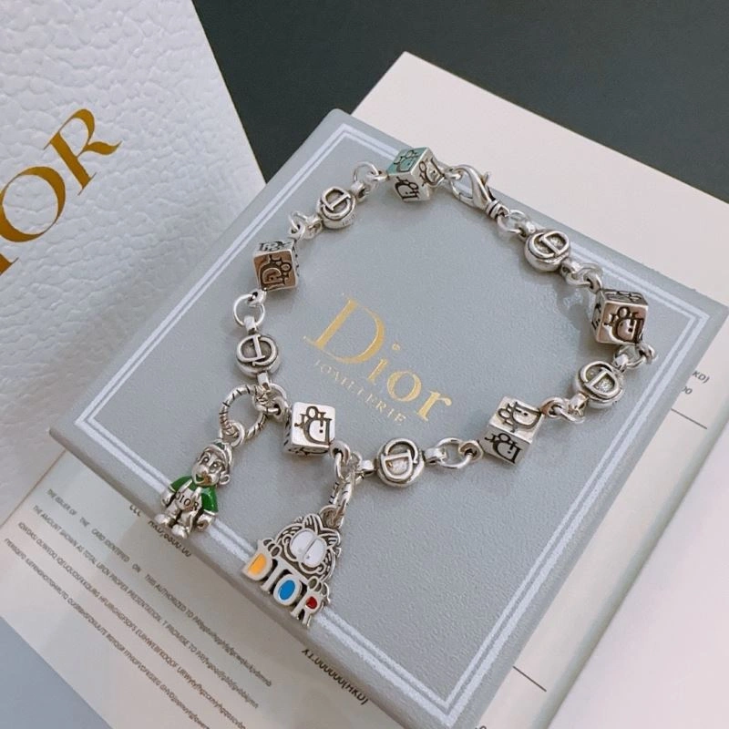 HighPerformance Christian Dior Bracelets 235356