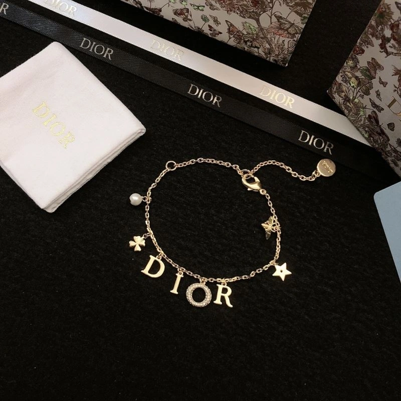 NewStyle Christian Dior Bracelets 235351