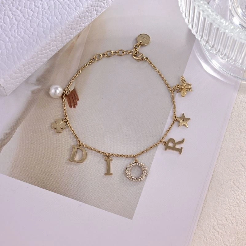 Refined Christian Dior Bracelets 235159