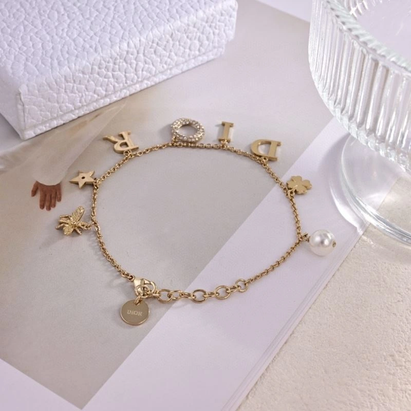 Refined Christian Dior Bracelets 235159