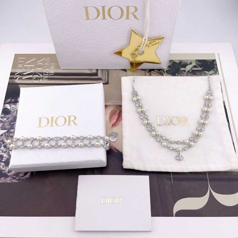 OdorResistant Christian Dior Bracelets 235152