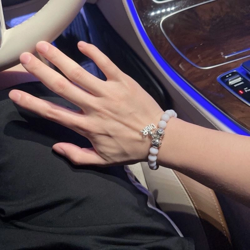 Trendy Christian Dior Bracelets 235145