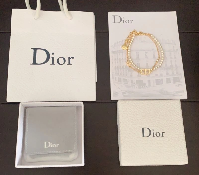 Modern Christian Dior Bracelets 235147