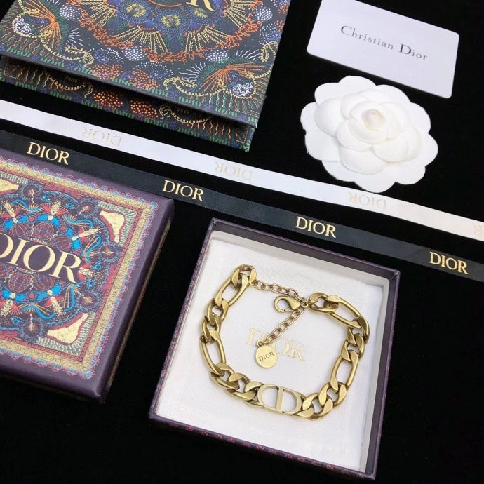 Bold Christian Dior Bracelets 235285