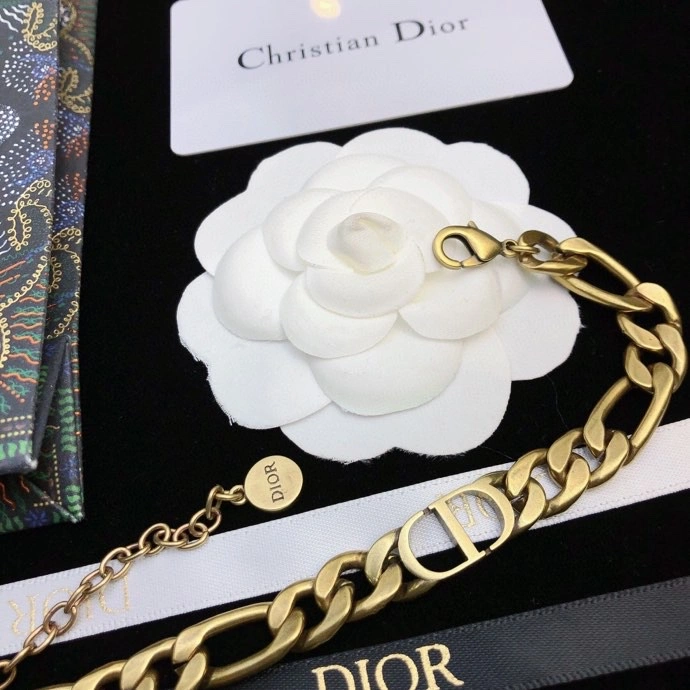 Bold Christian Dior Bracelets 235285