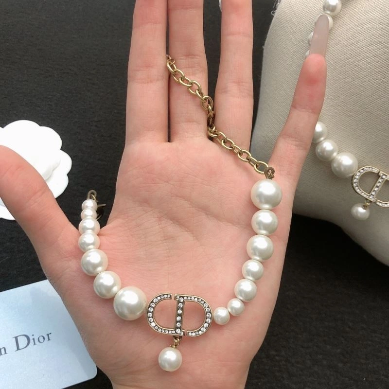 Affordable Christian Dior Bracelets 235129