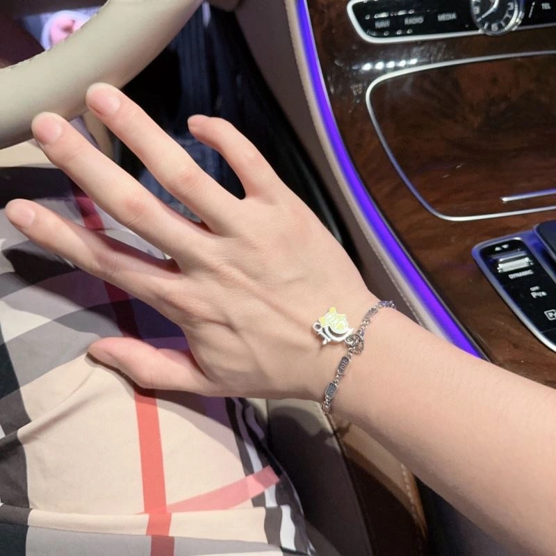 StreetReady Christian Dior Bracelets 235126