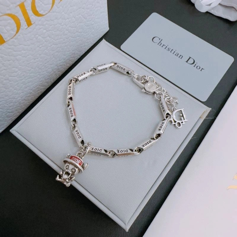 QuickDry Christian Dior Bracelets 235122