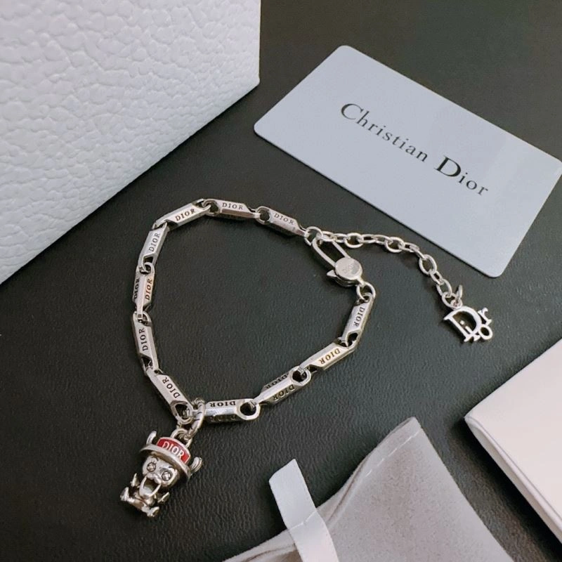 QuickDry Christian Dior Bracelets 235122