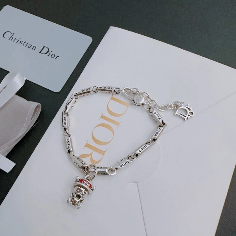 QuickDry Christian Dior Bracelets 235122