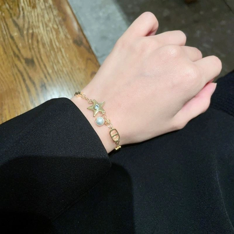 Christian Dior Bracelets Reliable 235111
