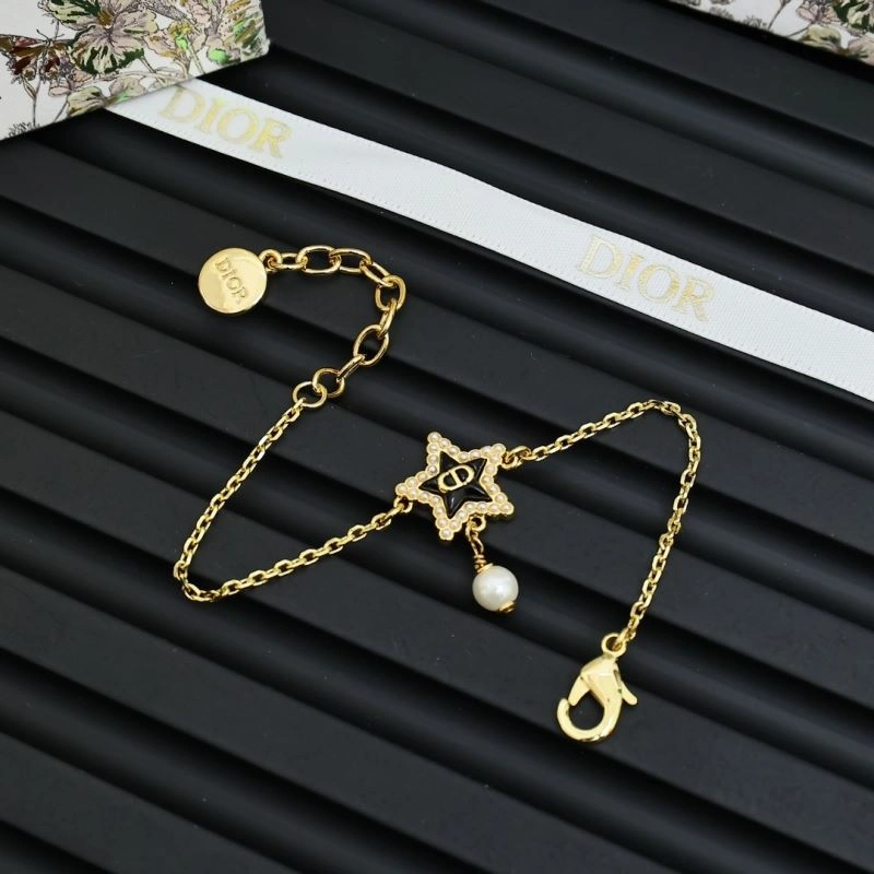 EyeCatching Christian Dior Bracelets 235120