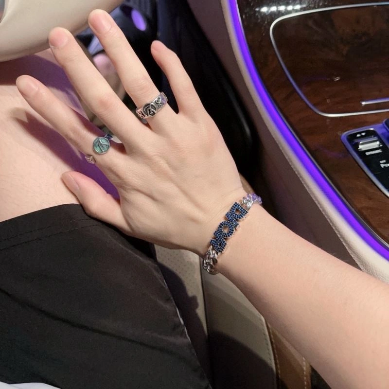 MoistureWicking Christian Dior Bracelets 235104