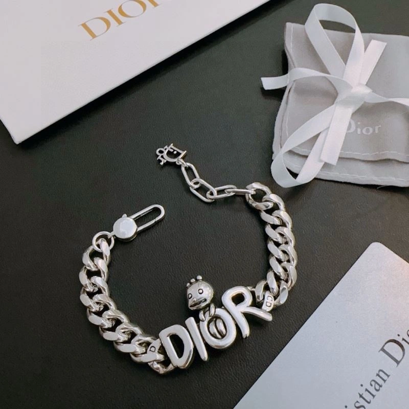 Christian Dior Bracelets AllSeason 235107