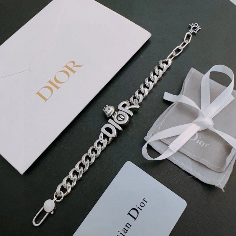 Christian Dior Bracelets AllSeason 235107