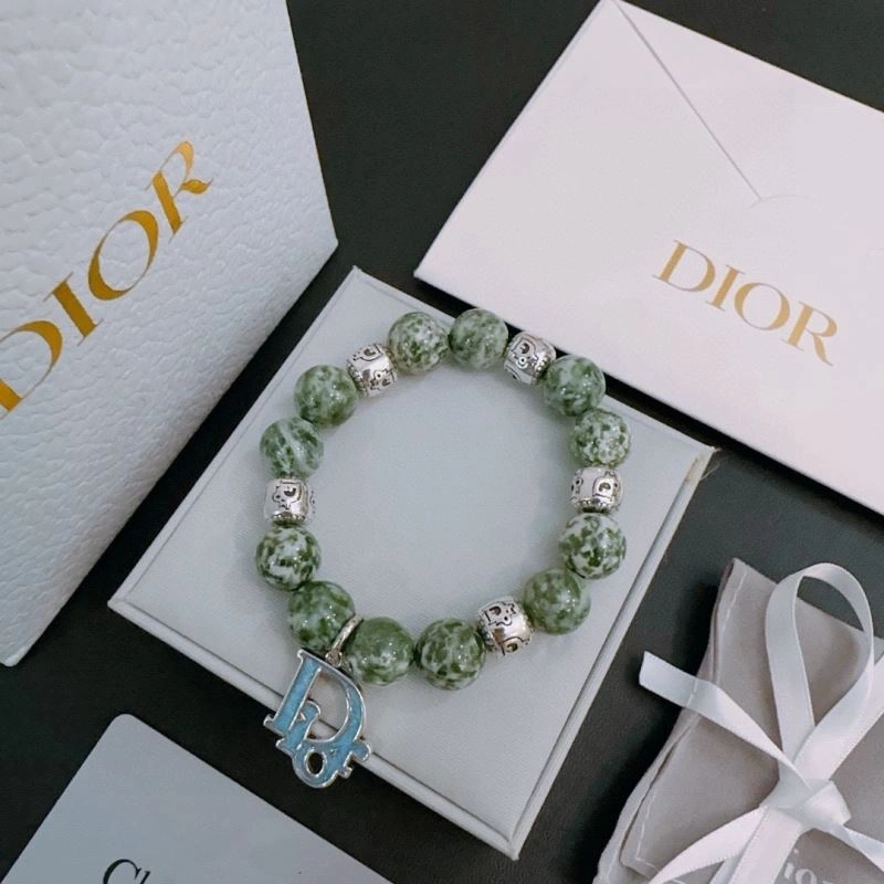 Timeless Christian Dior Bracelets 235103