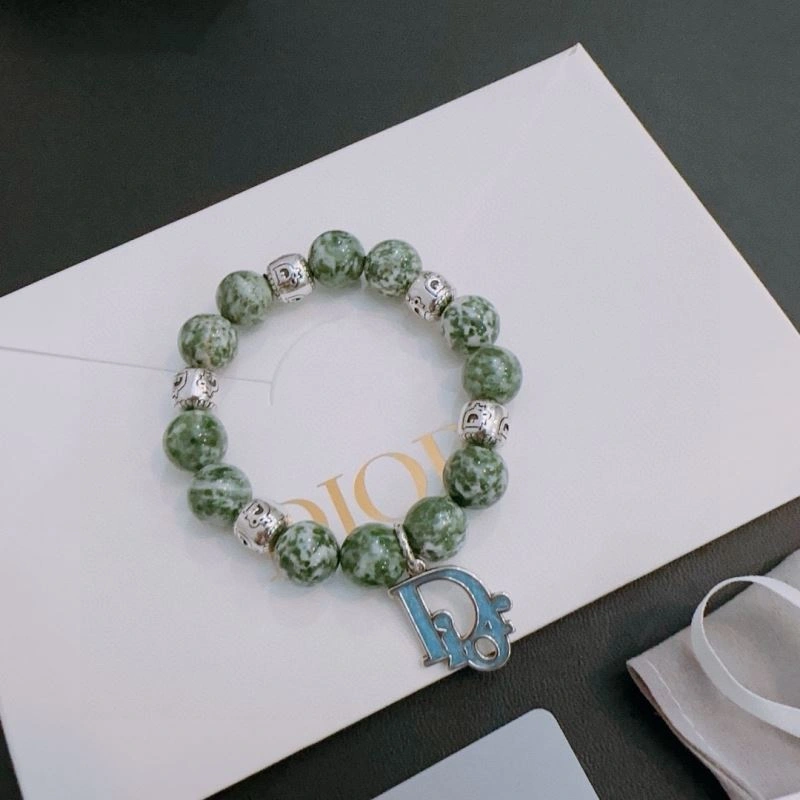 Timeless Christian Dior Bracelets 235103