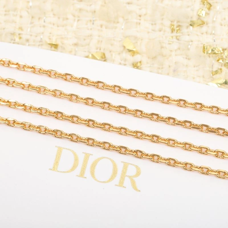 Comfortable Christian Dior Bracelets 234643