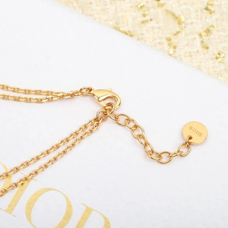 Comfortable Christian Dior Bracelets 234643