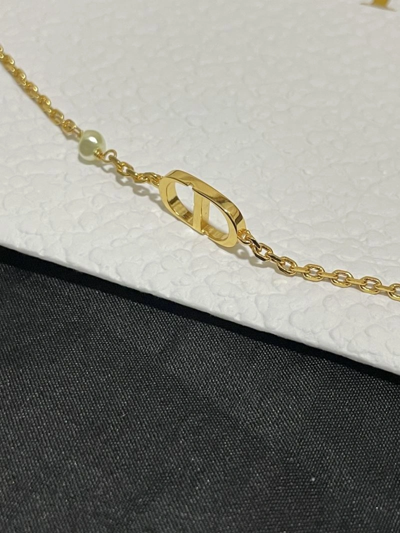Efficient Christian Dior Bracelets 234641