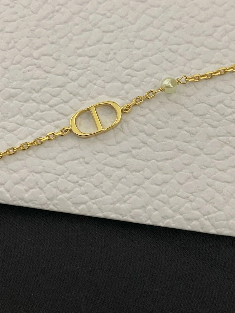 Efficient Christian Dior Bracelets 234641