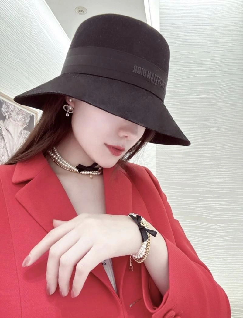 EasyMatch Christian Dior Bracelets 234632