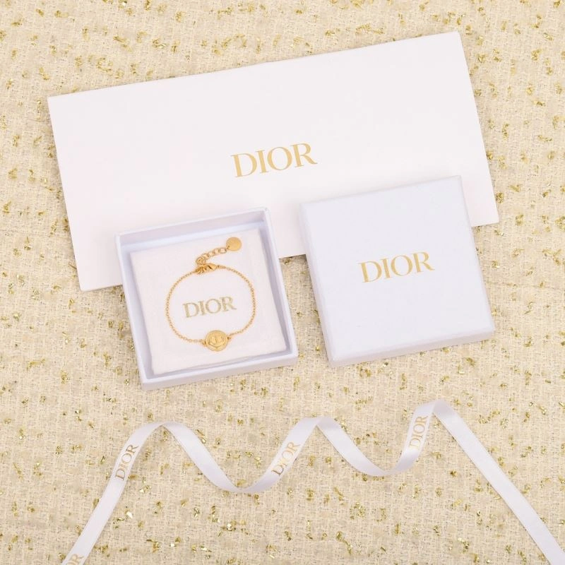 Unique Christian Dior Bracelets 234698