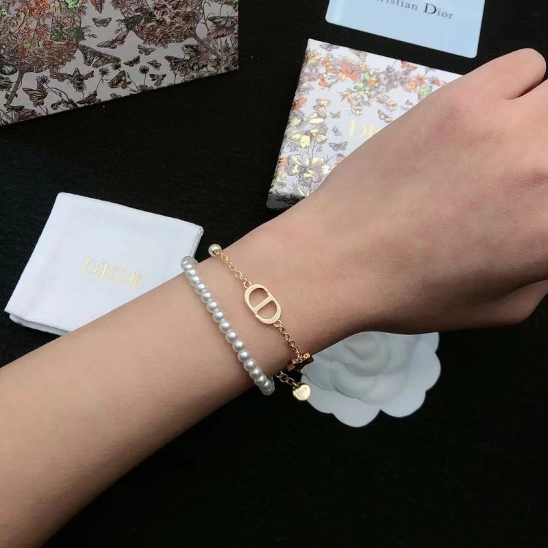 Christian Dior Bracelets Neat 234620