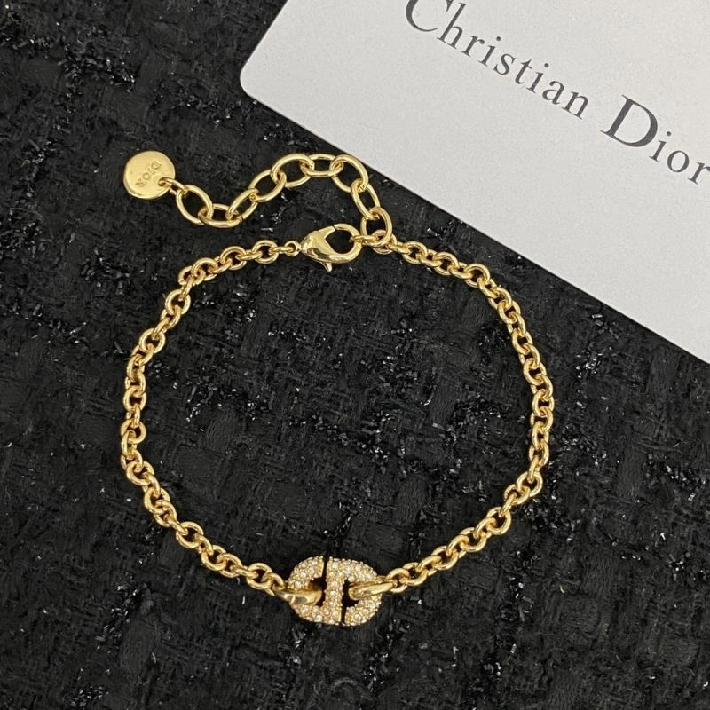 MultiPurpose Christian Dior Bracelets 234666