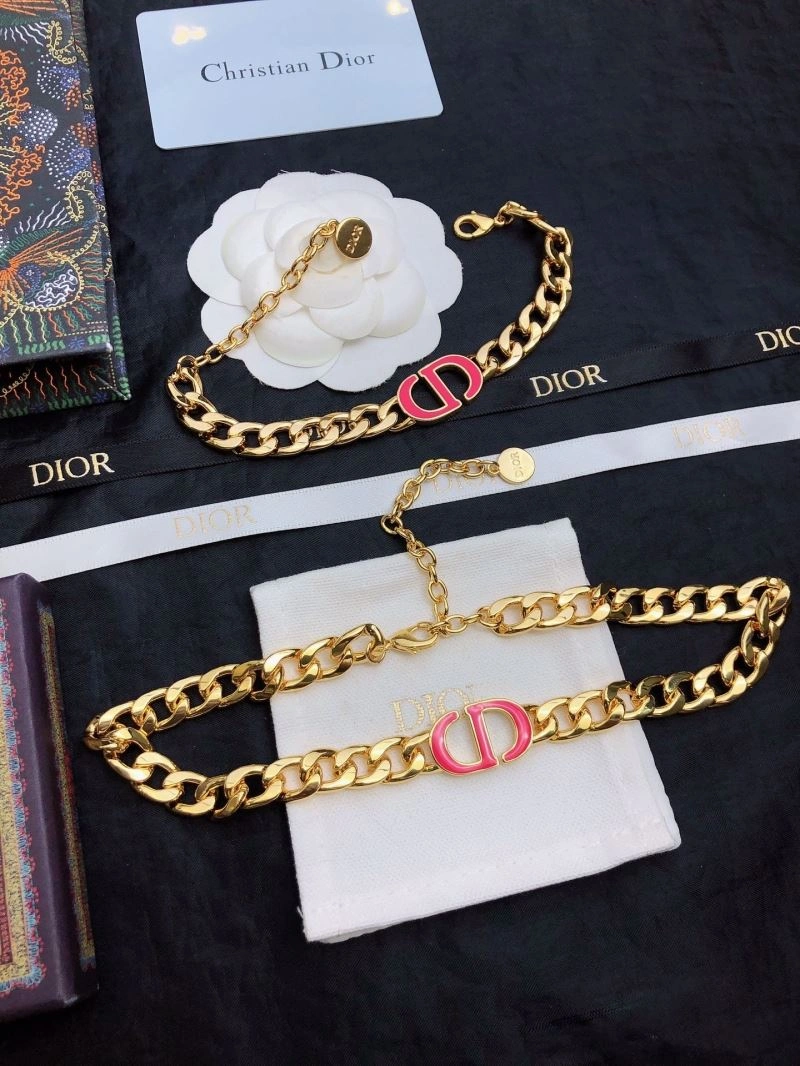 Practical Christian Dior Bracelets 234607