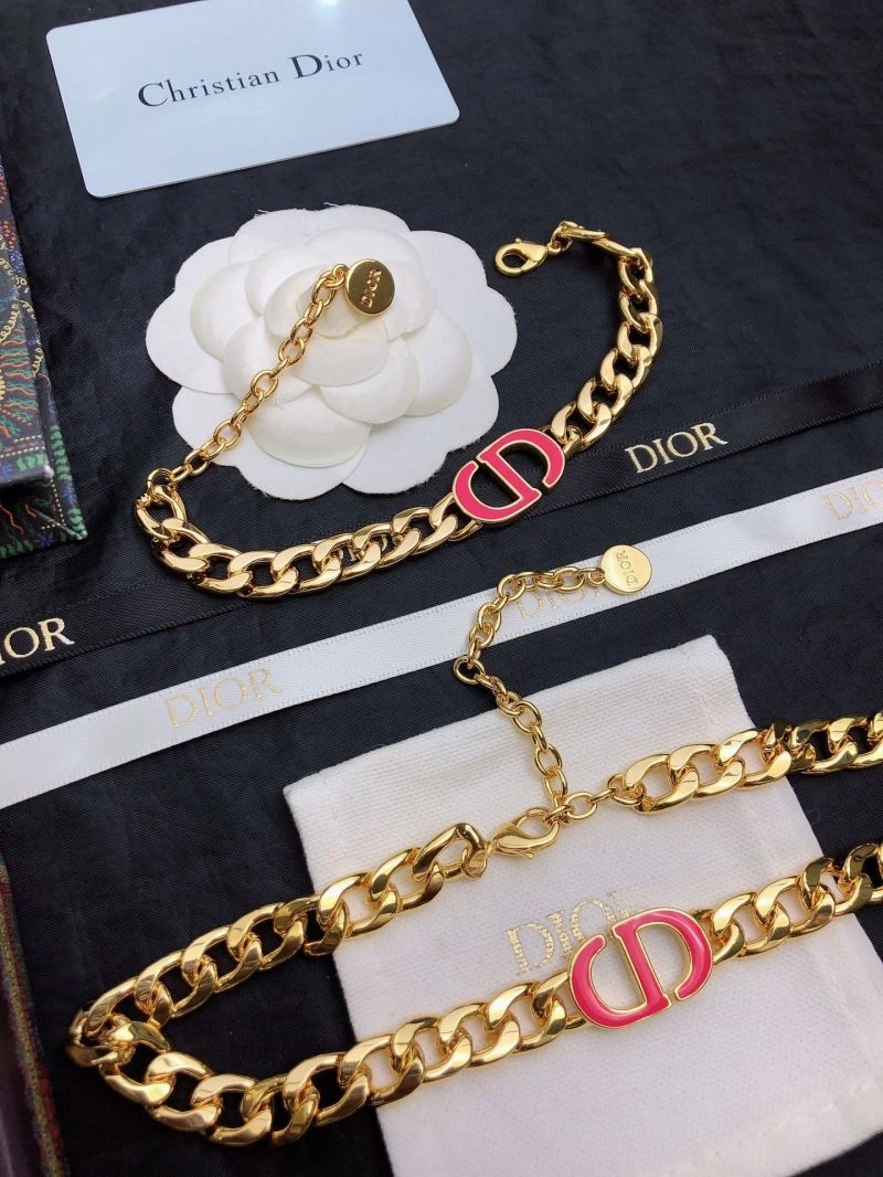 Practical Christian Dior Bracelets 234607