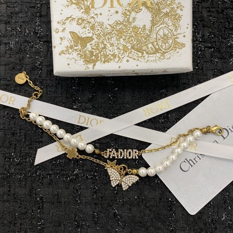 Affordable Christian Dior Bracelets 234374