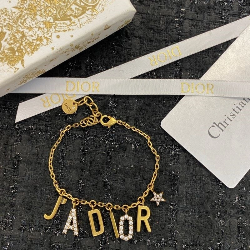 Breathable Christian Dior Bracelets 234327