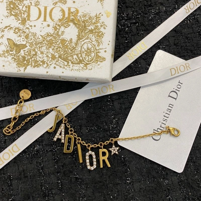 Breathable Christian Dior Bracelets 234327