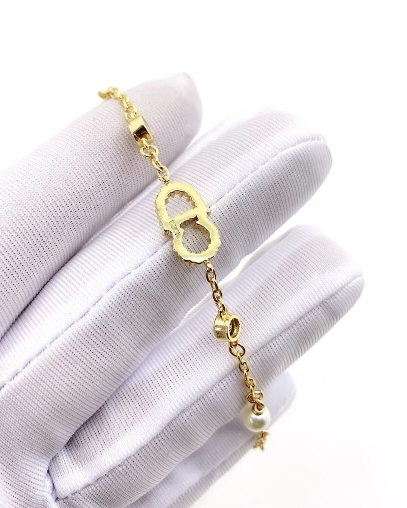 UrbanStyle Christian Dior Bracelets 234308