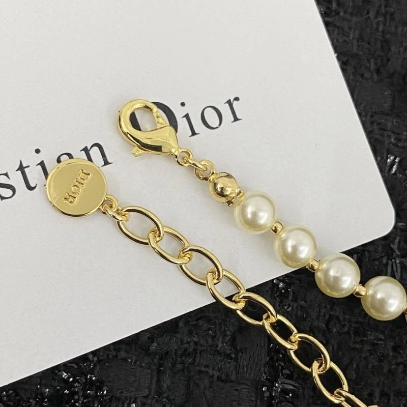 Lightweight Christian Dior Bracelets 234318