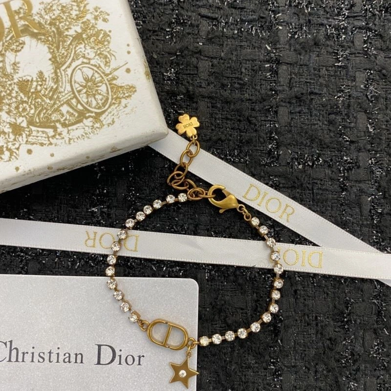 SoftTouch Christian Dior Bracelets 234305