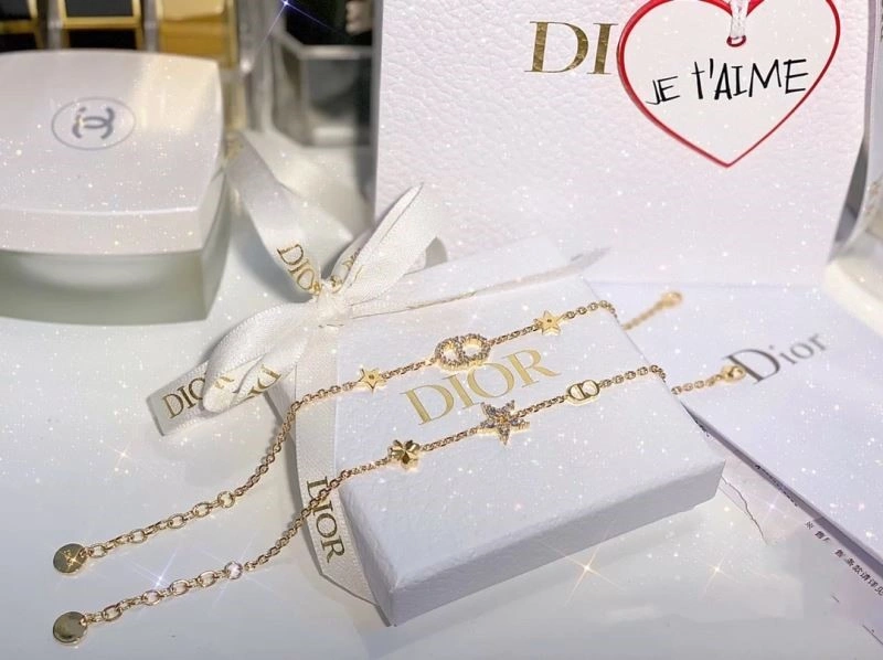 Tailored Christian Dior Bracelets 234295