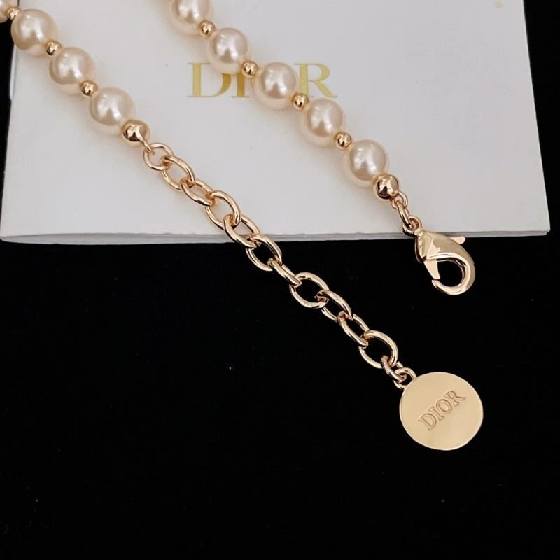 Christian Dior Bracelets Sleek 234292