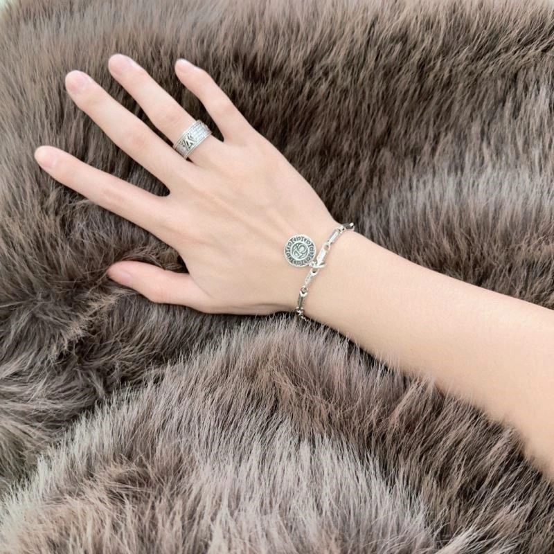 HighPerformance Christian Dior Bracelets 234303