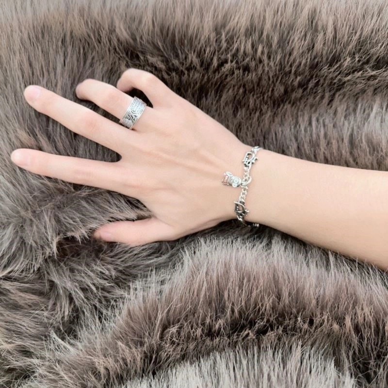 OnTrend Christian Dior Bracelets 234282