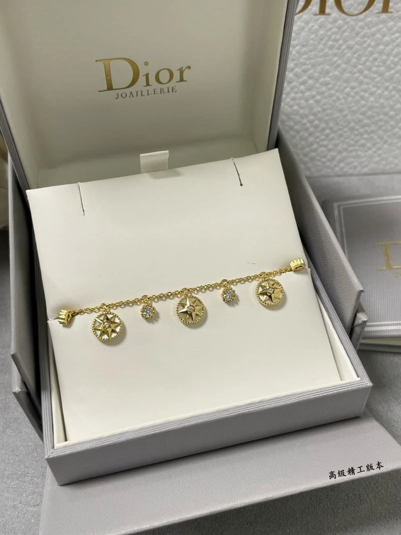 Sleek Christian Dior Bracelets 234267