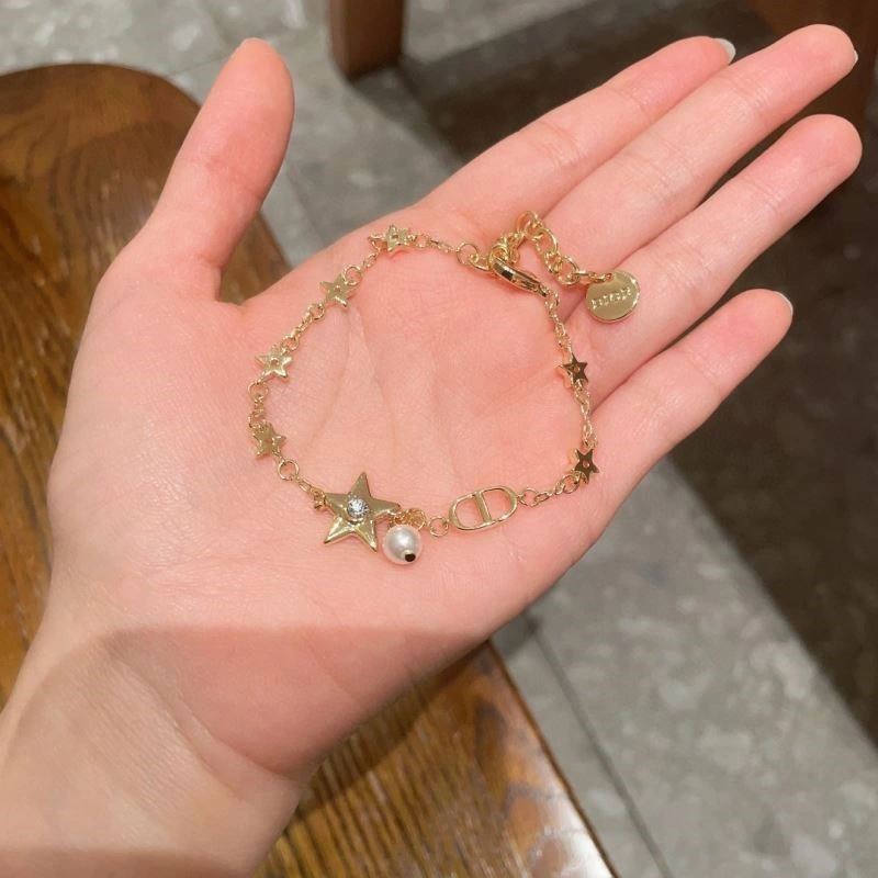 Affordable Christian Dior Bracelets 234264