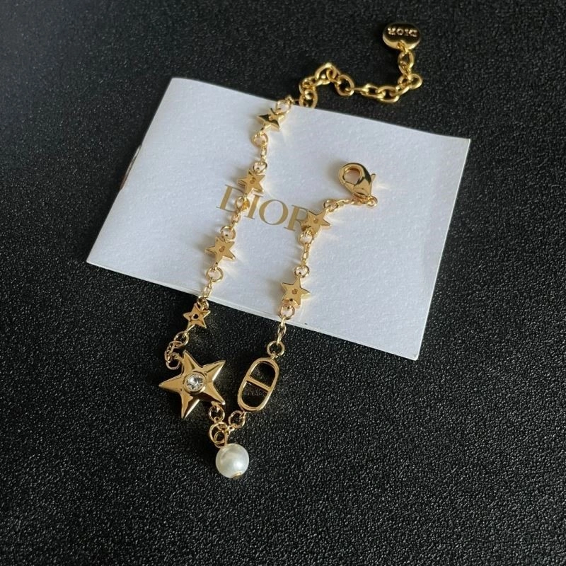 Affordable Christian Dior Bracelets 234264