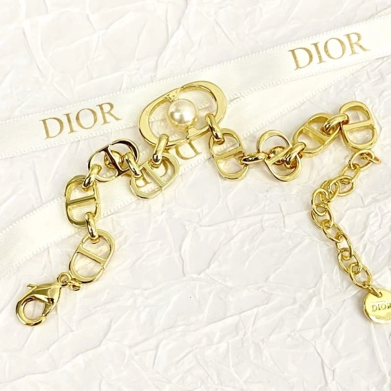 Trendsetting Christian Dior Bracelets 234048