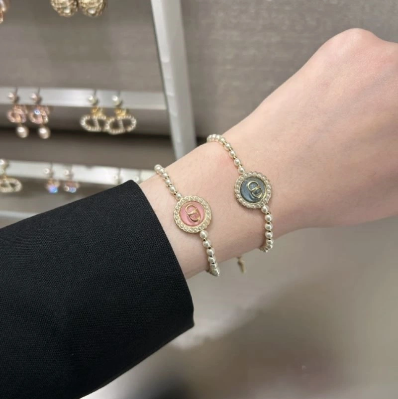 Breathable Christian Dior Bracelets 234034