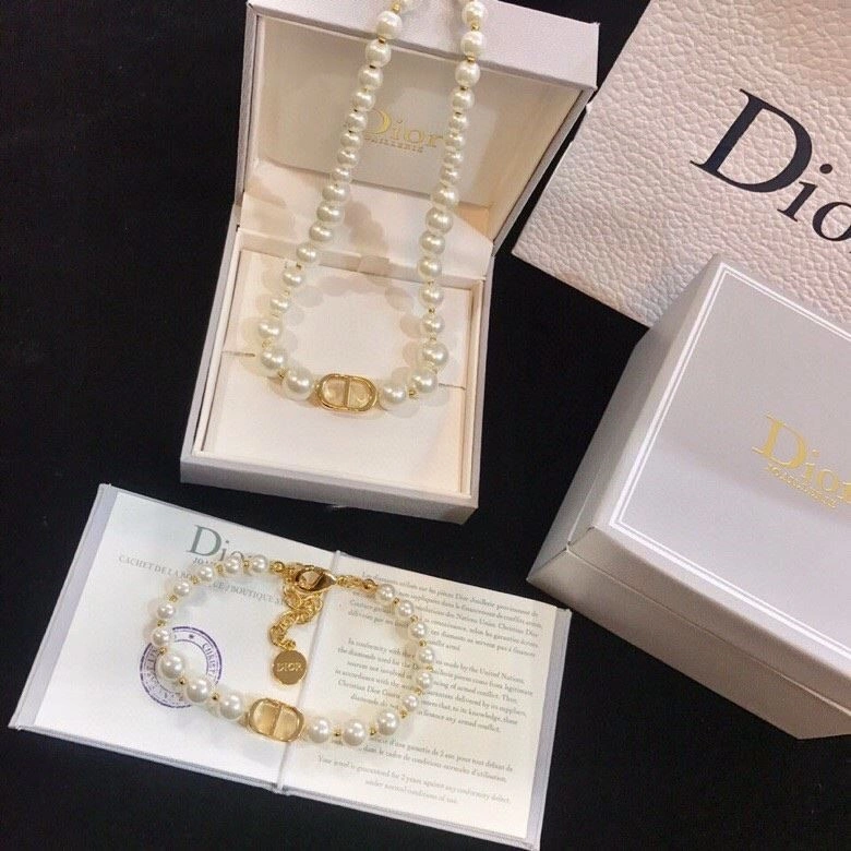 Christian Dior Bracelets Minimalist 234017