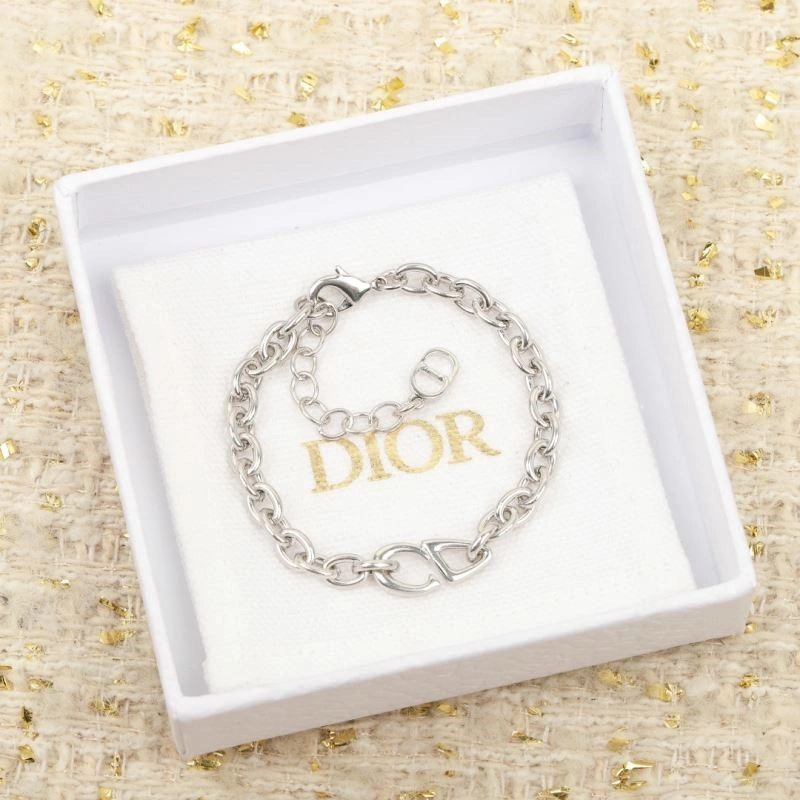 Minimalist Christian Dior Bracelets 234016